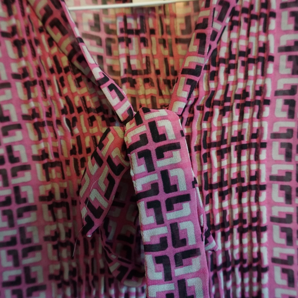 Banana Republic Blue, Gray, Pink Sheer Blouse (S) - Picture 3 of 5